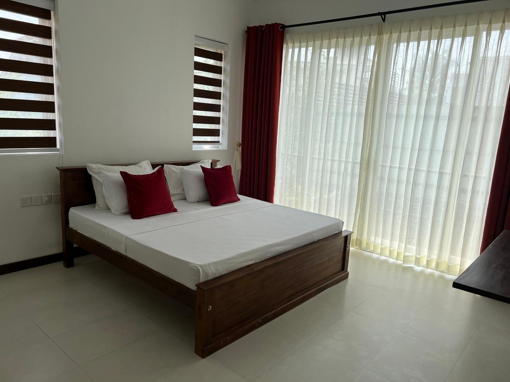 Silina Airport Transit Hotel & Residence Katunayaka Exterior photo