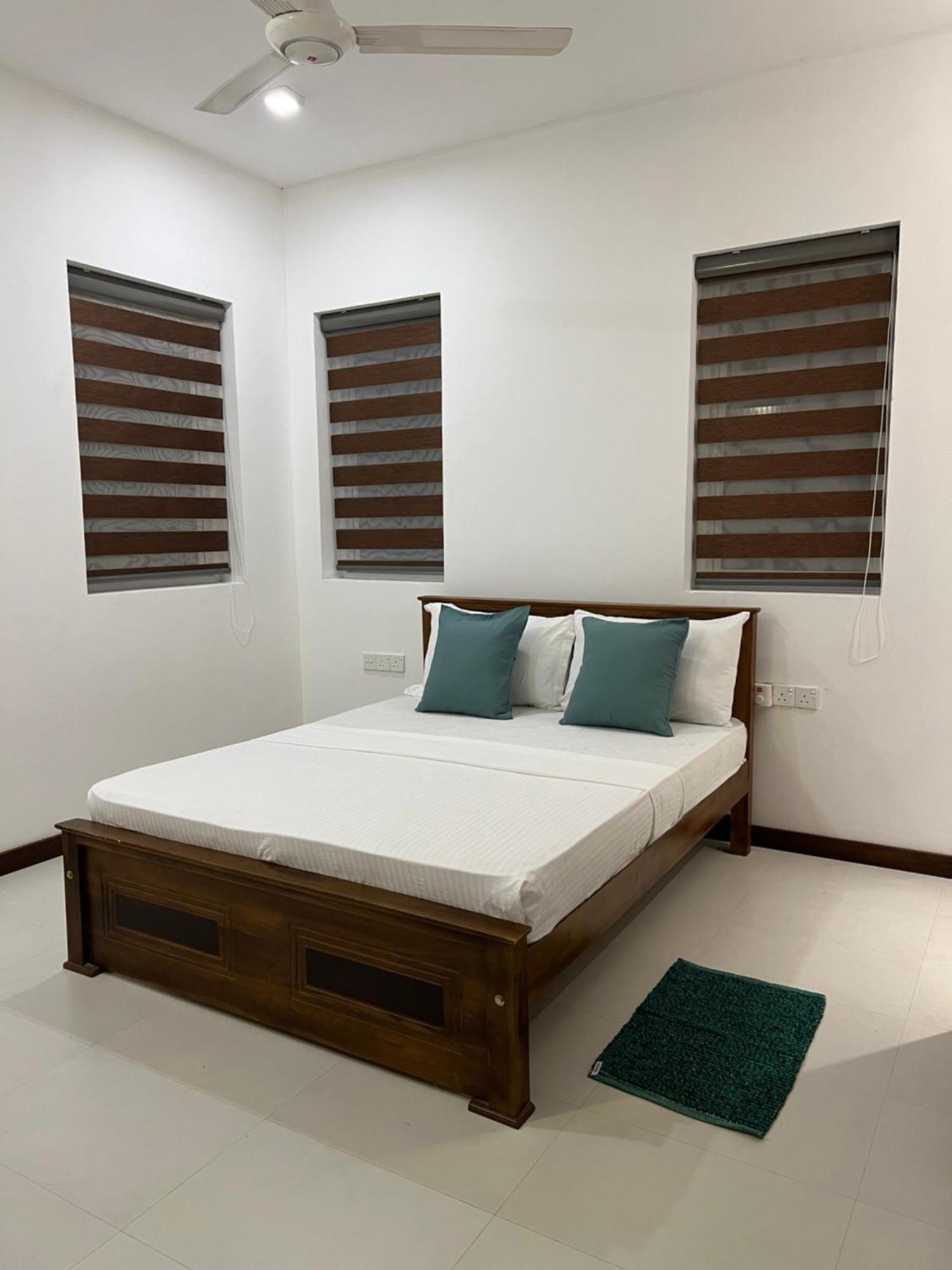 Silina Airport Transit Hotel & Residence Katunayaka Exterior photo
